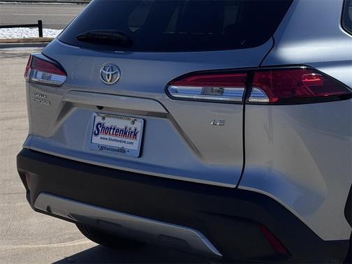 2023 Toyota Corolla Cross LE