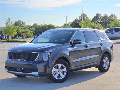 2025 Kia Sorento LX