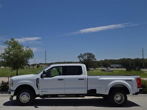 2025 Ford F-350 XLT