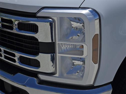 2025 Ford F-350 XLT