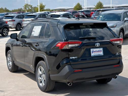 2025 Toyota RAV4 Hybrid LE