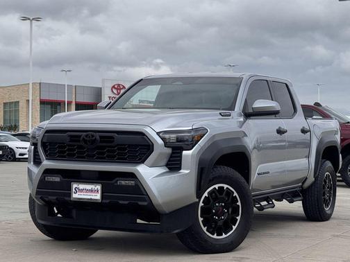 2024 Toyota Tacoma Hybrid TRD Off Road