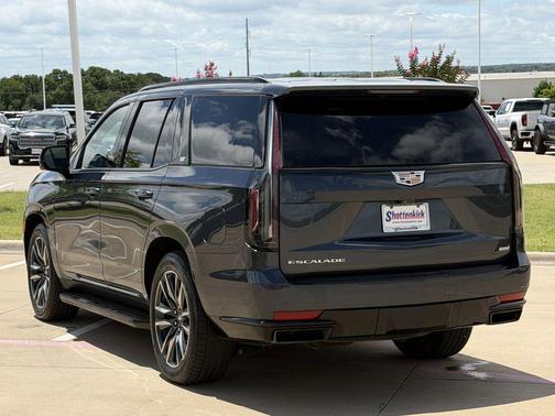 Shadow Metallic 2021 Cadillac Escalade Sport