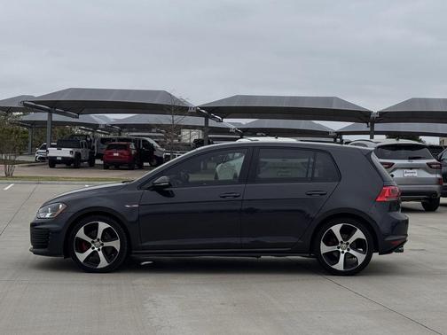 2017 Volkswagen Golf GTI 2.0T S 4-Door
