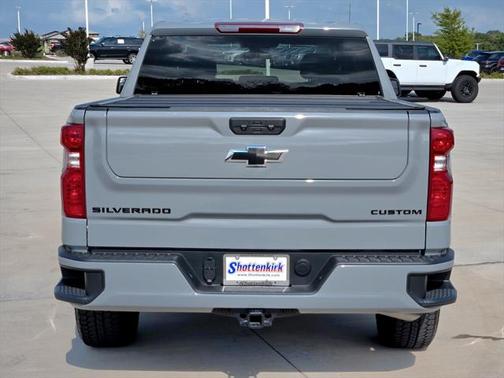 2024 Chevrolet Silverado 1500 Custom