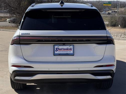 2024 Lincoln Nautilus Reserve