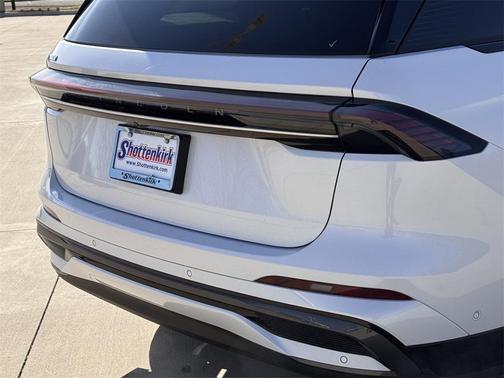 2024 Lincoln Nautilus Reserve