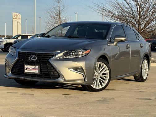 2017 Lexus ES 350 Base