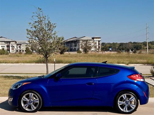 2012 Hyundai Veloster Base