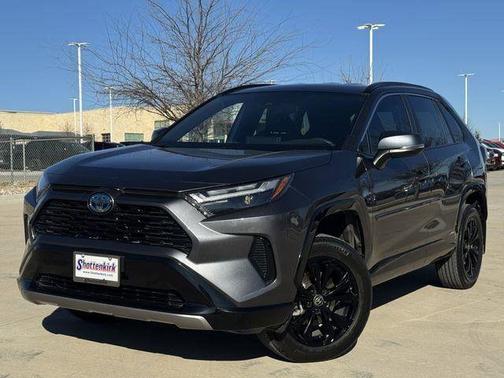 2024 Toyota RAV4 Hybrid SE