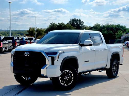 2025 Toyota Tundra SR5