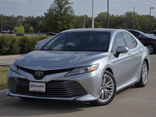 2018 Toyota Camry XLE