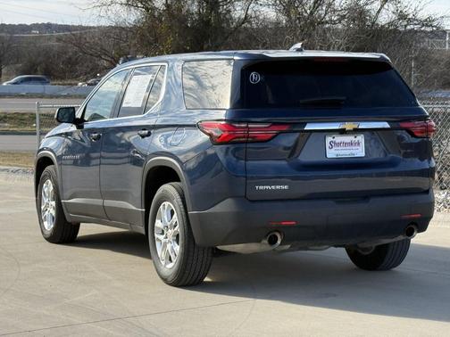 Northsky Blue Metallic 2023 Chevrolet Traverse LS