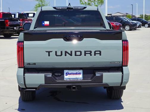 2025 Toyota Tundra Hybrid Platinum
