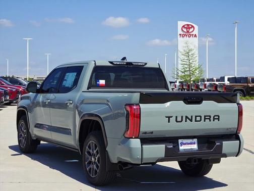 2025 Toyota Tundra Hybrid Platinum