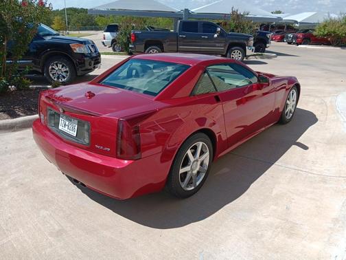 2005 Cadillac XLR Base