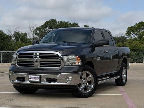 Granite Crystal Metallic Clearcoat 2017 RAM 1500 Lone Star