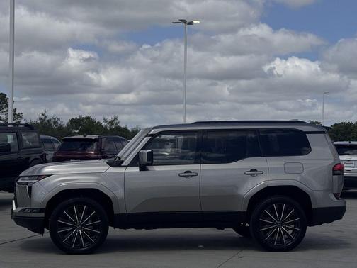 Atomic Silver 2024 Lexus GX 550 Luxury+