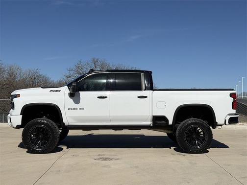2024 Chevrolet Silverado 2500 LTZ