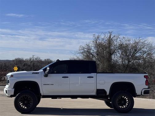 2024 Chevrolet Silverado 2500 LTZ