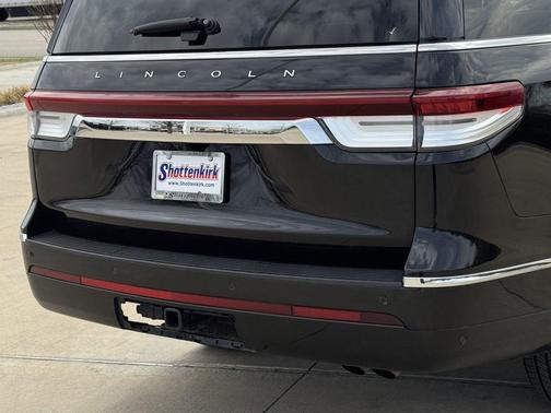 2024 Lincoln Navigator Premiere