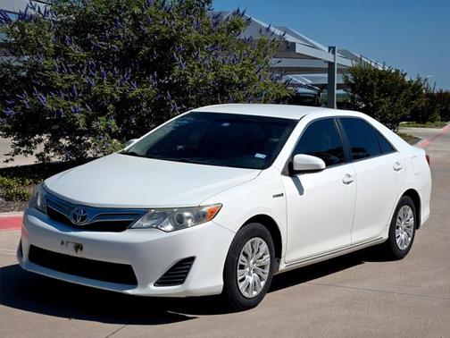 2014 Toyota Camry Hybrid LE