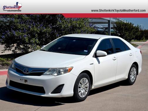 2014 Toyota Camry Hybrid LE