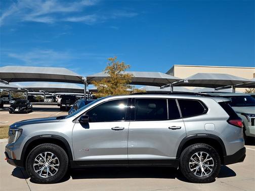 2024 GMC Acadia AWD AT4