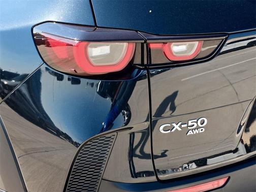 2024 Mazda CX-50 2.5 S Preferred Package
