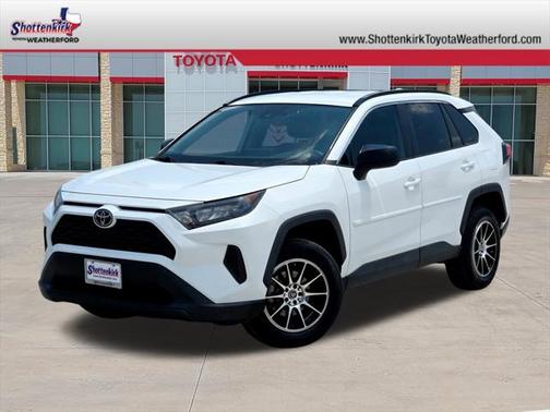 2021 Toyota RAV4 LE