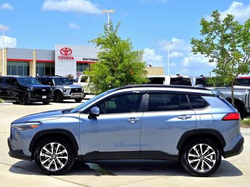 2023 Toyota Corolla Cross XLE