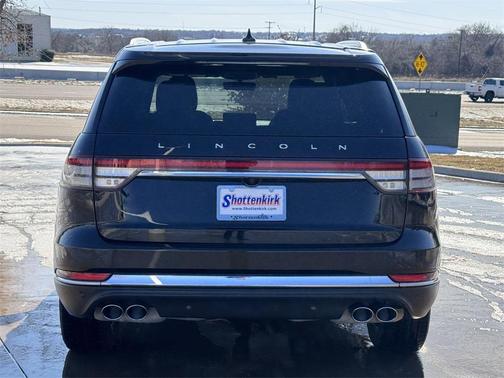 2022 Lincoln Aviator Reserve