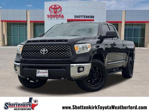 Black 2015 Toyota Tundra SR5
