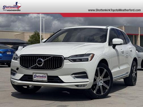 Ice White 2020 Volvo XC60 T5 Inscription