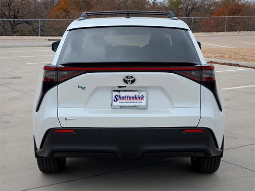 2026 Toyota bZ XLE Plus