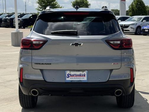 Sterling Gray Metallic 2026 Chevrolet Trailblazer RS