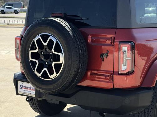 2024 Ford Bronco Outer Banks
