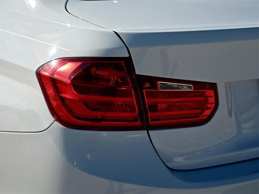2015 BMW 328 328i