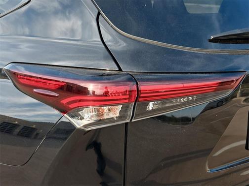 2024 Toyota Highlander XSE