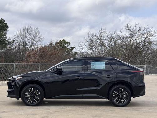 Midnight Black Metallic 2026 Toyota bZ XLE
