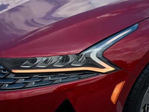 2021 Kia K5 LX