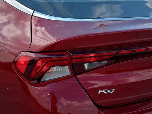 2021 Kia K5 LX