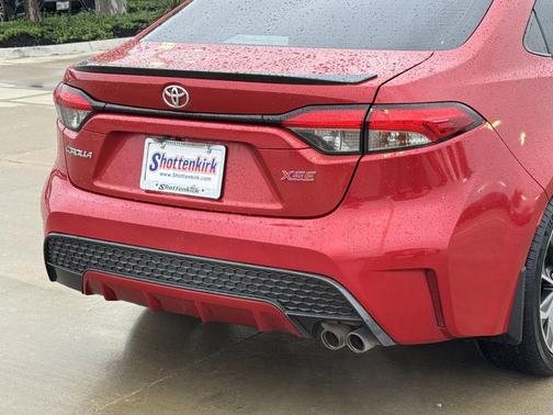 Barcelona Red Metallic 2020 Toyota Corolla XSE