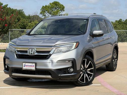 Lunar Silver Metallic 2020 Honda Pilot Touring 8-Passenger