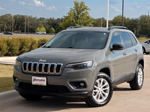 2022 Jeep Cherokee Latitude Lux