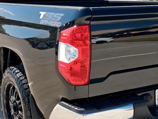 2016 Toyota Tundra SR5