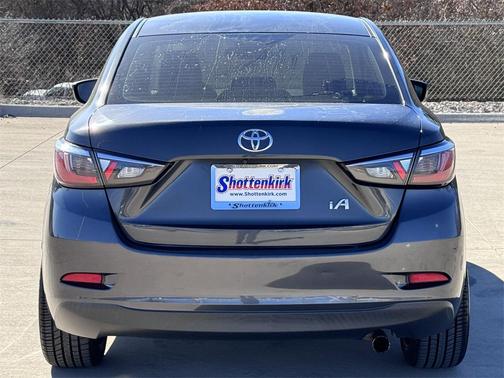 2017 Toyota Yaris iA Base