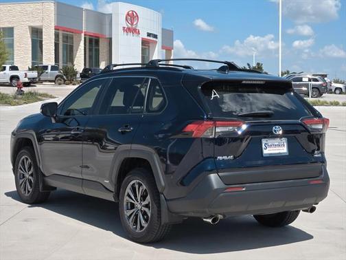 2023 Toyota RAV4 Hybrid XLE Premium