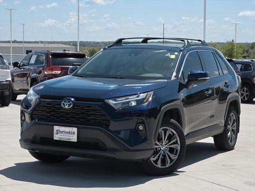 2023 Toyota RAV4 Hybrid XLE Premium