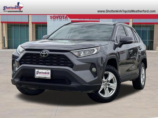 Magnetic Gray Metallic 2021 Toyota RAV4 XLE